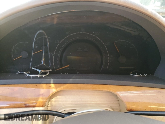 2001 Mercedes-Benz S-Class with VIN WDBNG70J11A203069, listed as a Copart auction lot 84256714 with 0 mi miles and Salvage Title. Bid and sale history available at carsss.com. Image 9.
