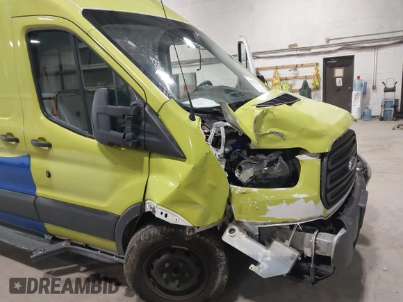 2017 Ford Transit с VIN 1FTBW2XM1HKA78346, выставлен на аукционе IAAI как лот 42252707 с пробегом 149 491 миль миль и . История ставок и продаж доступна на DreamBid. Изображение 6.
