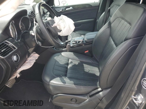 2019 Mercedes-Benz GLE 400 с VIN 4JGDA5GB1KB210810, выставлен на аукционе Copart как лот 54844545 с пробегом Не указан миль и Списание • Salvage title. История ставок и продаж доступна на DreamBid. Изображение 7.