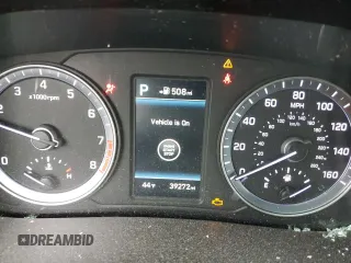 2018 Hyundai Sonata Limited with VIN 5NPE34AF0JH647302, listed as a Copart auction lot 51308135 with 39,272 mi miles and Salvage Title. Bid and sale history available at carsss.com. Image 9.