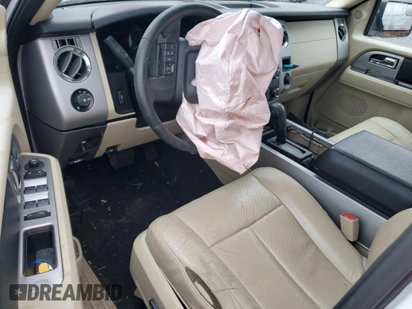2015 Ford Expedition Max XLT с VIN 1FMJK1JT2FEF48439, выставлен на аукционе Copart как лот 56849965 с пробегом Не указан миль и Списание • Salvage title. История ставок и продаж доступна на DreamBid. Изображение 8.