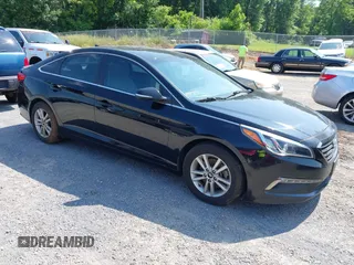 2015 Hyundai Sonata Eco z VIN 5NPE24AA2FH135183, wystawiony jako IAAI lot #42414335 z przebiegiem 105 825 mil mil oraz . Historia ofert i sprzedaży dostępna na DreamBid. Obrazek 1.