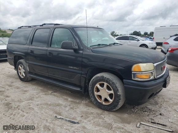 2002 GMC Yukon XL Denali with VIN 1GKFK66U22J149853, listed as a Copart auction lot 74943994 with 162,578 mi miles and Clean Title. Bid and sale history available at carsss.com. Image 4.