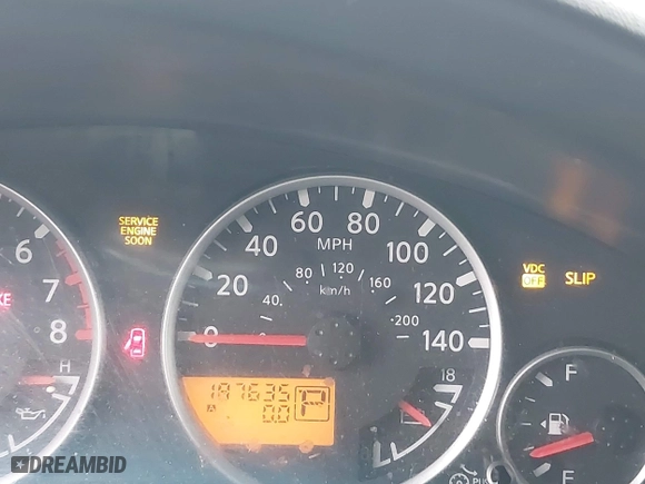 2006 Nissan Pathfinder SE with VIN 5N1AR18U76C646520, listed as a IAAI auction lot 42077515 with 187,635 mi miles. Bid and sale history available at carsss.com. Image 6.