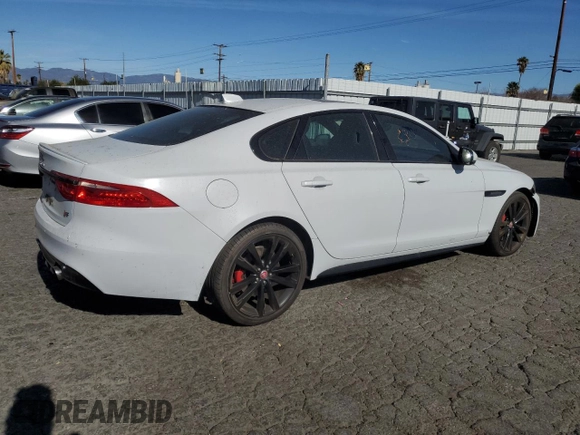 2016 Jaguar XF S with VIN SAJBG4BV4GCY04977, listed as a Copart auction lot 42283565 with 70,741 mi miles and Clean Title. Bid and sale history available at carsss.com. Image 3.
