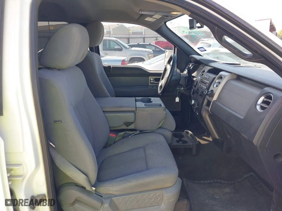 2011 Ford F-150 XL with VIN 1FTFW1CF8BKD09768, listed as a IAAI auction lot 41872432 with 387,896 mi miles. Bid and sale history available at carsss.com. Image 5.