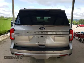 2022 Ford Expedition XLT with VIN 1FMJU1HT0NEA67698, listed as a Copart auction lot 54752634 with 21,827 mi miles and Clean Title. Bid and sale history available at carsss.com. Image 6.