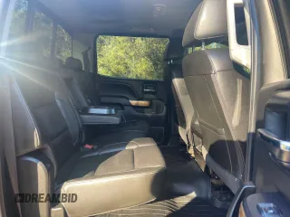 2016 Chevrolet Silverado 3500HD LTZ z VIN 1GC4K0C88GF102148, wystawiony jako Copart lot #57177515 z przebiegiem 234 717 mil mil oraz Szkody całkowita. Historia ofert i sprzedaży dostępna na DreamBid. Obrazek 6.
