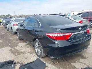 2015 Toyota Camry XLE z VIN 4T1BF1FK1FU028652, wystawiony jako IAAI lot #41639768 z przebiegiem Nie podano mil oraz . Historia ofert i sprzedaży dostępna na DreamBid. Obrazek 3.