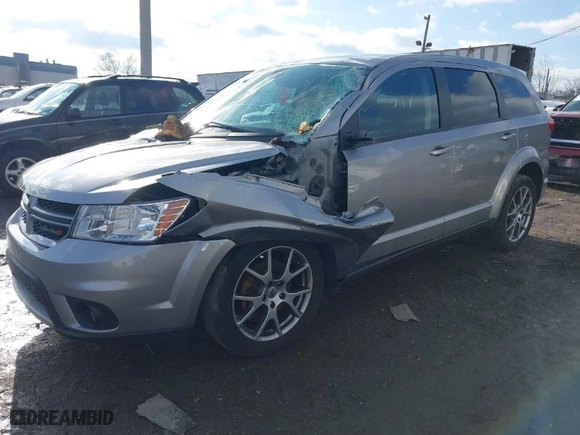 2019 Dodge Journey GT with VIN 3C4PDDEG9KT745688, listed as a IAAI auction lot 41478975 with 1 mi miles. Bid and sale history available at carsss.com. Image 2.