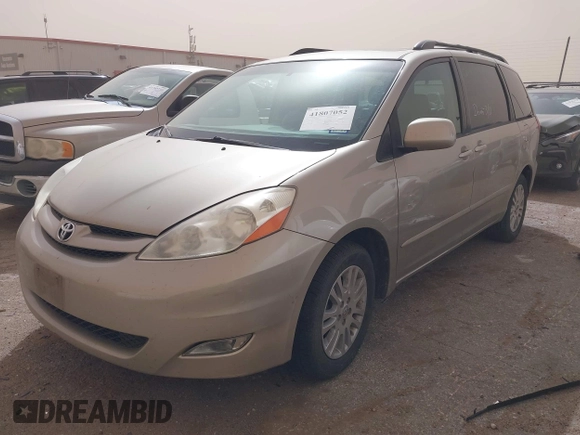 2007 Toyota Sienna XLE with VIN 5TDZK22C47S081645, listed as a IAAI auction lot 41807052 with 139,103 mi miles. Bid and sale history available at carsss.com. Image 2.