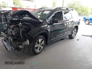 2023 Subaru Ascent Premium z VIN 4S4WMAED8P3404412, wystawiony jako IAAI lot #42453932 z przebiegiem 52 915 mil mil oraz . Historia ofert i sprzedaży dostępna na DreamBid. Obrazek 18.