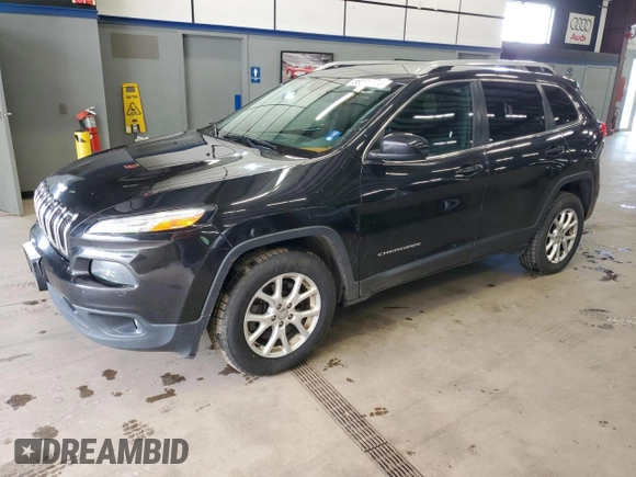 2015 Jeep Cherokee Latitude with VIN 1C4PJMCS6FW795643, listed as a Copart auction lot 56276355 with 152,208 mi miles and Clean Title. Bid and sale history available at DreamBid. Image 1.
