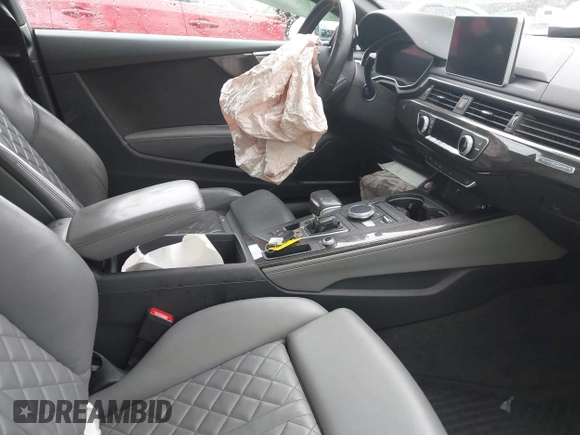 2018 Audi S5 Premium Plus z VIN WAUP4AF55JA074714, wystawiony jako IAAI lot #42198303 z przebiegiem 43 795 mil mil oraz . Historia ofert i sprzedaży dostępna na DreamBid. Obrazek 5.