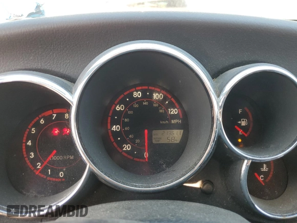 2006 Toyota Matrix STD with VIN 2T1KR32E96C589833, listed as a Copart auction lot 54177635 with 213,611 mi miles and Clean Title. Bid and sale history available at carsss.com. Image 9.