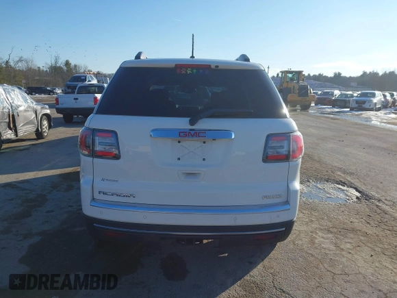 2014 GMC Acadia SLE with VIN 1GKKVPKD8EJ207986, listed as a IAAI auction lot 41310893 with 121,571 mi miles and . Bid and sale history available at carsss.com. Image 15.