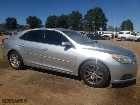2013 Chevrolet Malibu LT with VIN 1G11C5SA8DF317888, listed as a Copart auction lot 76536434 with 178,649 mi miles and Salvage Title. Bid and sale history available at carsss.com. Image 4.