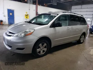 2008 Toyota Sienna CE z VIN 5TDZK23C38S182885, wystawiony jako Copart lot #58018305 z przebiegiem 191 411 mil mil oraz Czysty tytuł • Clean title. Historia ofert i sprzedaży dostępna na DreamBid. Obrazek 1.