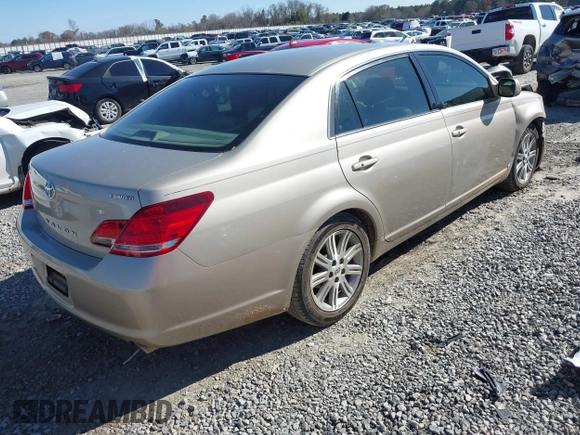 2006 Toyota Avalon XL with VIN 4T1BK36B46U148453, listed as a IAAI auction lot 41740381 with 124,579 mi miles. Bid and sale history available at carsss.com. Image 4.