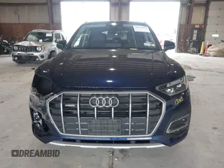 2024 Audi Q5 Premium with VIN WA1ABAFY2R2005133, listed as a IAAI auction lot 39315354 with 4,224 mi miles. Bid and sale history available at carsss.com. Image 13.