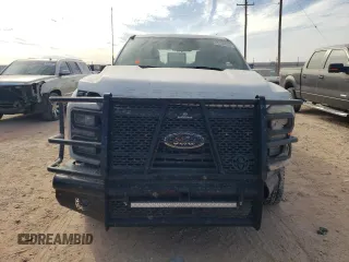 2023 Ford F-250 XL z VIN 1FT8W2BT6PED16102, wystawiony jako Copart lot #61067785 z przebiegiem 15 111 mil mil oraz Nie do naprawy • Non repairable. Historia ofert i sprzedaży dostępna na DreamBid. Obrazek 5.