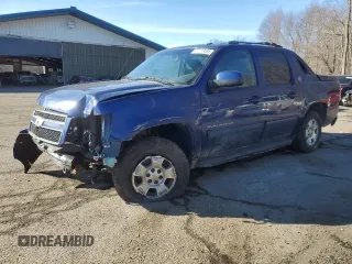 2013 Chevrolet Avalanche LS with VIN 3GNTKEE72DG221442, listed as a Copart auction lot 42138005 with 242,221 mi miles and Salvage Title. Bid and sale history available at carsss.com. Image 1.