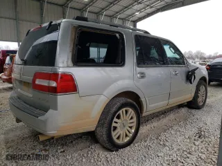 2012 Lincoln Navigator with VIN 5LMJJ2H52CEL03875, listed as a Copart auction lot 81834994 with 158,971 mi miles and Salvage Title. Bid and sale history available at carsss.com. Image 3.