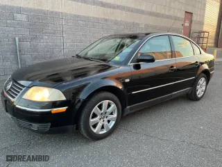 2003 Volkswagen Passat GLS with VIN WVWPD63B03P253883, listed as a Copart auction lot 84453834 with 170,000 mi miles and Clean Title. Bid and sale history available at carsss.com. Image 2.