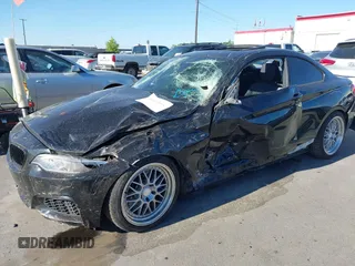 2014 BMW 2 Series M235i with VIN WBA1J7C50EVX33903, listed as a IAAI auction lot 40207684 with 81,766 mi miles and . Bid and sale history available at DreamBid. Image 16.