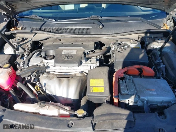 2013 Toyota Camry Hybrid LE with VIN 4T1BD1FK2DU094842, listed as a IAAI auction lot 41436192 with 136,647 mi miles. Bid and sale history available at carsss.com. Image 10.