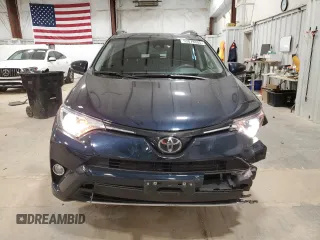 2018 Toyota RAV4 XLE with VIN JTMRFREV2JD254334, listed as a Copart auction lot 53079335 with 27,717 mi miles and Clean Title. Bid and sale history available at DreamBid. Image 5.