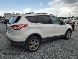 2013 Ford Escape SEL with VIN 1FMCU0HXXDUA70618, listed as a Copart auction lot 65431165 with 200,773 mi miles and Clean title. Bid and sale history available at DreamBid. Image 3.