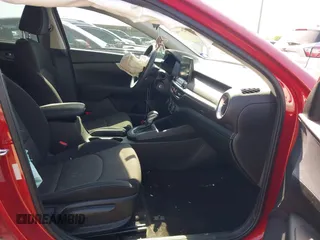 2022 Kia Forte LXS with VIN 3KPF24AD0NE462828, listed as a IAAI auction lot 42019108 with 25,536 mi miles and . Bid and sale history available at DreamBid. Image 5.