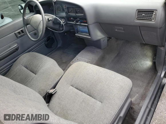 1991 Toyota Pickup с VIN JT4VN93D2M5018924, выставлен на аукционе Copart как лот 48546735 с пробегом 122 273 миль миль и Чистый • Clean title. История ставок и продаж доступна на DreamBid. Изображение 8.