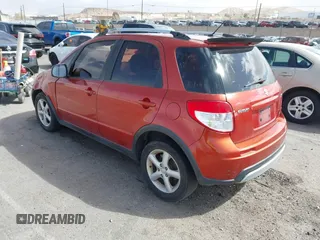 2008 Suzuki SX4 with VIN JS2YB417885101470, listed as a IAAI auction lot 41800733 with 240,077 mi miles. Bid and sale history available at carsss.com. Image 3.
