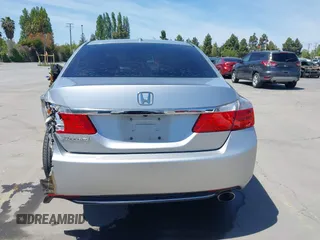 2013 Honda Accord EX-L with VIN 1HGCR2F88DA121484, listed as a IAAI auction lot 42203665 with 172,929 mi miles and . Bid and sale history available at DreamBid. Image 16.