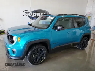2022 Jeep Renegade Altitude z VIN ZACNJDE1XNPN73059, wystawiony jako Copart lot #56214685 z przebiegiem 56 666 mil mil oraz Szkoda całkowita • Salvage title. Historia ofert i sprzedaży dostępna na DreamBid. Obrazek 1.