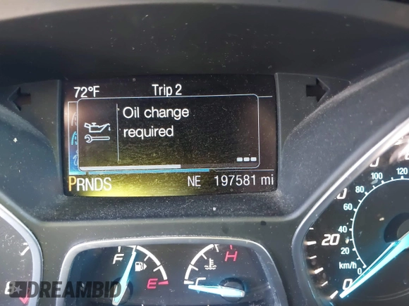 2015 Ford Escape Titanium with VIN 1FMCU9J92FUA53699, listed as a IAAI auction lot 40500310 with 197,581 mi miles. Bid and sale history available at carsss.com. Image 15.