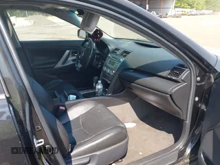 2009 Toyota Camry LE z VIN 4T1BK46K69U093305, wystawiony jako IAAI lot #42409372 z przebiegiem 202 385 mil mil oraz . Historia ofert i sprzedaży dostępna na DreamBid. Obrazek 5.
