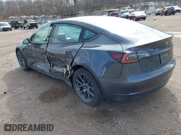2023 Tesla Model 3 с VIN 5YJ3E1EA1PF716004, выставлен на аукционе IAAI как лот 41809672 с пробегом 2 775 миль миль и . История ставок и продаж доступна на DreamBid. Изображение 3.