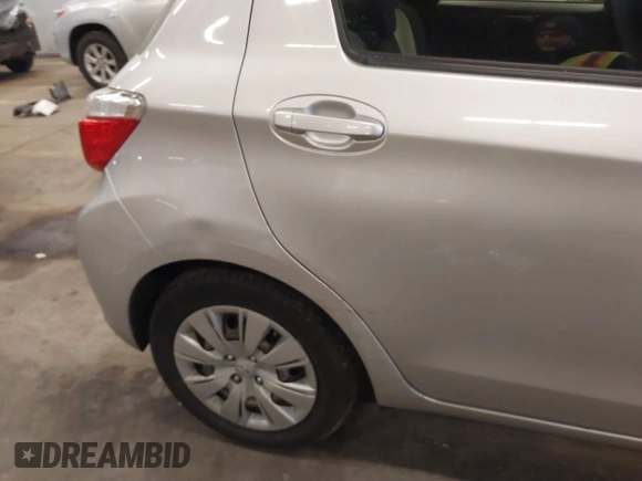2013 Toyota Yaris L with VIN JTDKTUD36DD557084, listed as a IAAI auction lot 41502228 with 174,185 mi miles. Bid and sale history available at carsss.com. Image 17.