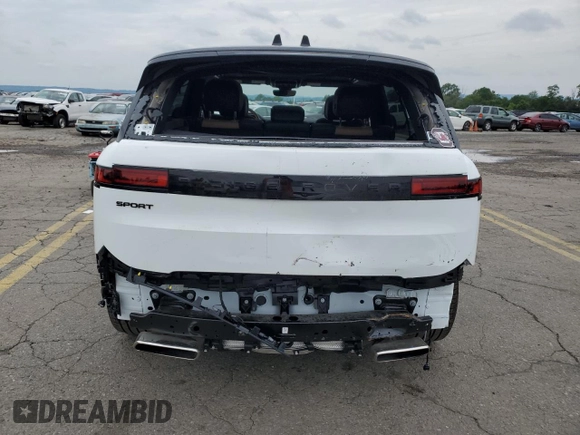 2024 Land Rover Range Rover Sport Dynamic SE with VIN SAL1L9FU3RA178480, listed as a Copart auction lot 63437934 with 4,583 mi miles and Salvage Title. Bid and sale history available at DreamBid. Image 6.