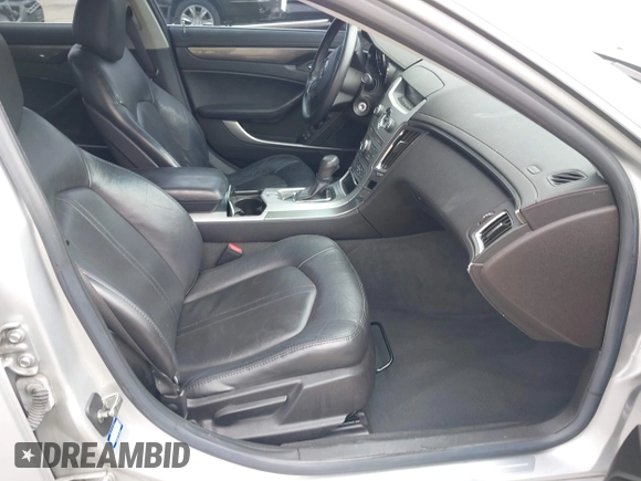 2009 Cadillac CTS RWD с VIN 1G6DF577690160058, выставлен на аукционе IAAI как лот 42108078 с пробегом 114 381 миль миль и . История ставок и продаж доступна на DreamBid. Изображение 5.