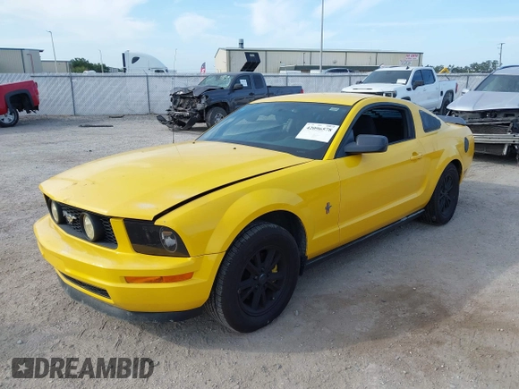 2005 Ford Mustang Deluxe with VIN 1ZVFT80N255136181, listed as a IAAI auction lot 42096578 with 151,696 mi miles and . Bid and sale history available at DreamBid. Image 17.