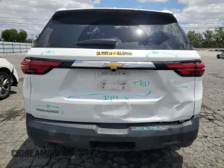 2023 Chevrolet Traverse LS z VIN 1GNERFKW9PJ140561, wystawiony jako Copart lot #56898305 z przebiegiem 57 497 mil mil oraz Szkoda całkowita • Salvage title. Historia ofert i sprzedaży dostępna na DreamBid. Obrazek 6.