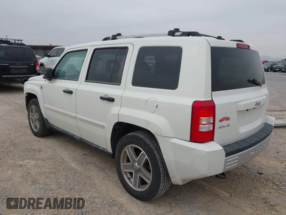 2007 Jeep Patriot Limited z VIN 1J8FF48W37D308705, wystawiony jako IAAI lot #41698313 z przebiegiem 189 167 mil mil oraz . Historia ofert i sprzedaży dostępna na DreamBid. Obrazek 3.