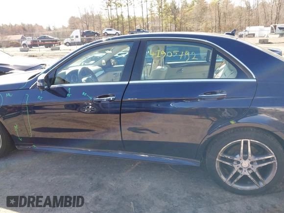 2015 Mercedes-Benz E 350 Luxury with VIN WDDHF8JBXFB112226, listed as a IAAI auction lot 41905792 with 87,347 mi miles and . Bid and sale history available at DreamBid. Image 15.