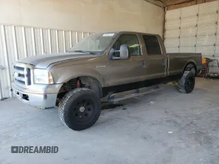 2006 Ford F-350 XL z VIN 1FTWW31P06EA30083, wystawiony jako Copart lot #52259775 z przebiegiem 271 503 mil mil oraz Szkoda całkowita • Salvage title. Historia ofert i sprzedaży dostępna na DreamBid. Obrazek 1.