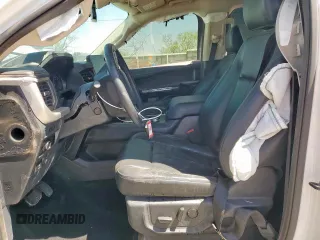 2024 Ford Expedition Max XLT с VIN 1FMJK1J80REA77729, выставлен на аукционе Copart как лот 57477565 с пробегом 20 697 миль миль и Списание • Salvage title. История ставок и продаж доступна на DreamBid. Изображение 7.