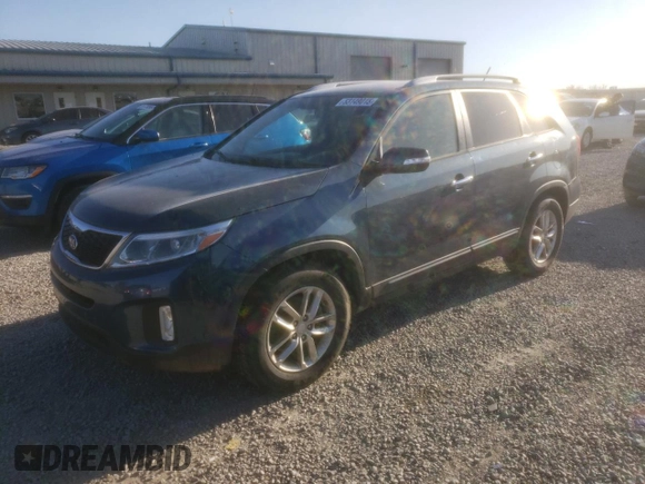 2014 Kia Sorento LX with VIN 5XYKT3A64EG501608, listed as a Copart auction lot 53149015 with 136,419 mi miles and Salvage Title. Bid and sale history available at DreamBid. Image 1.